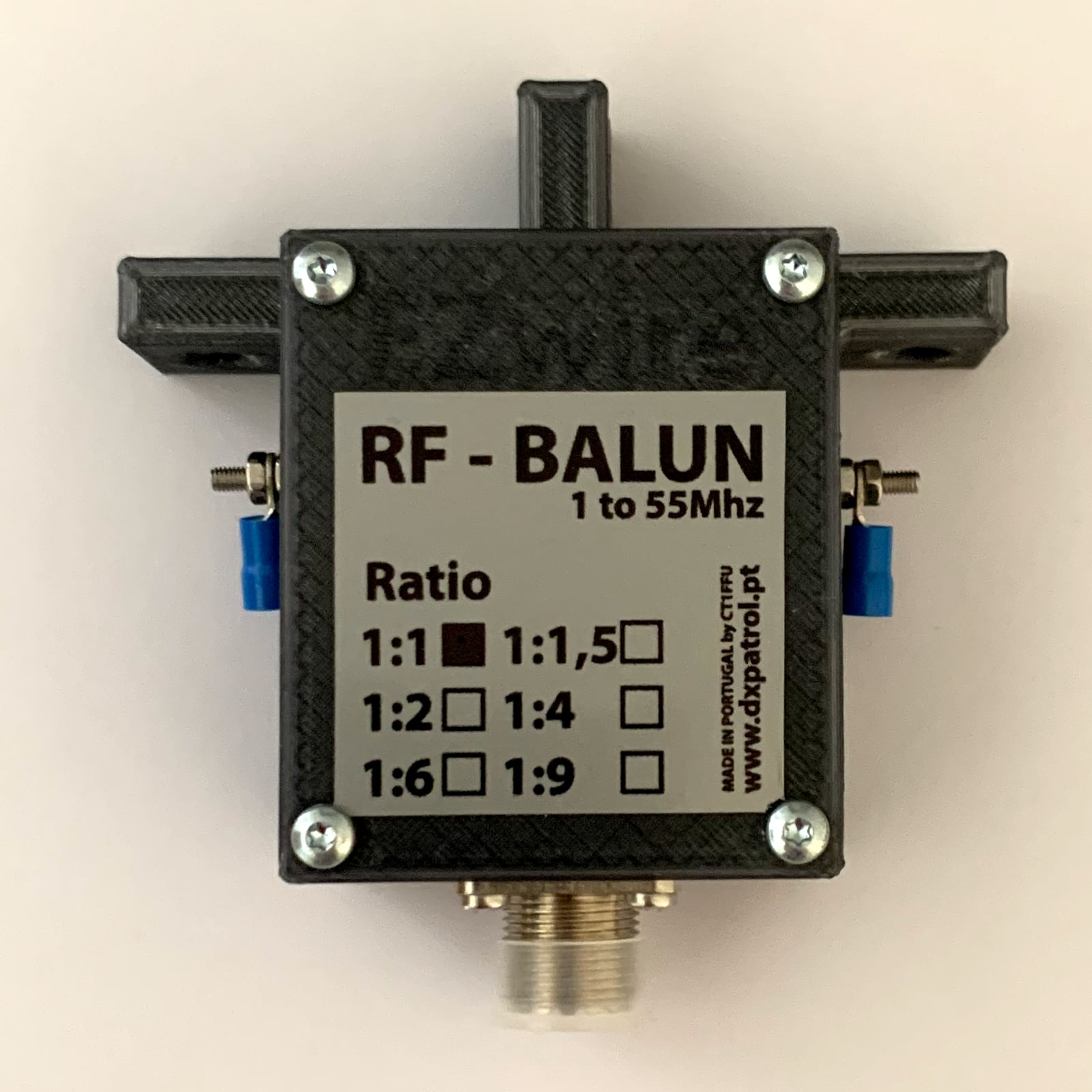 EZWire Balun 1:1 500W für Dipol, G5RV, etc EZWire Balun 1:1 500W für Dipol, G5RV, etc