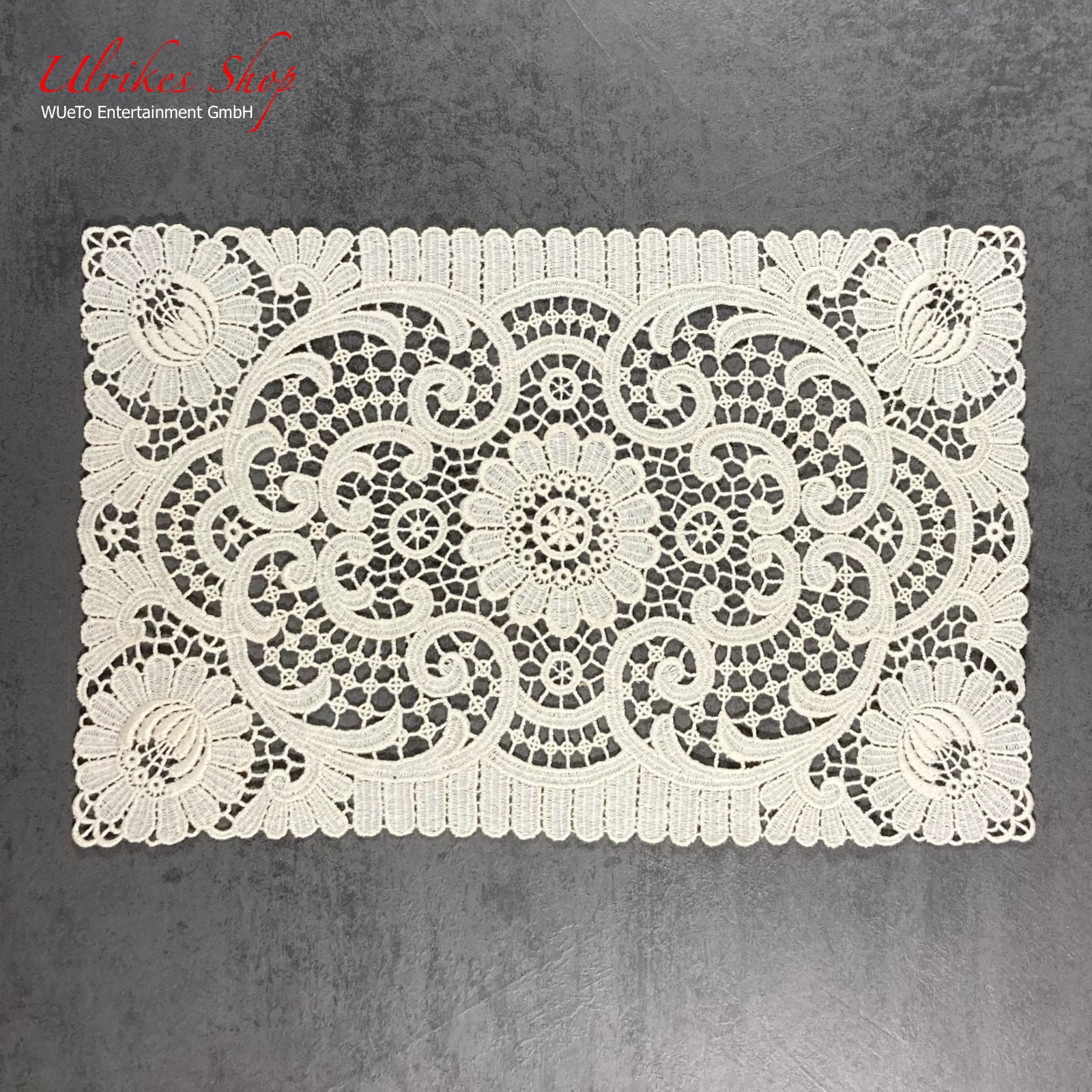 Echte Plauener Spitze - Deckchen 33x20cm Echte Plauener Spitze - Deckchen 33x20cm