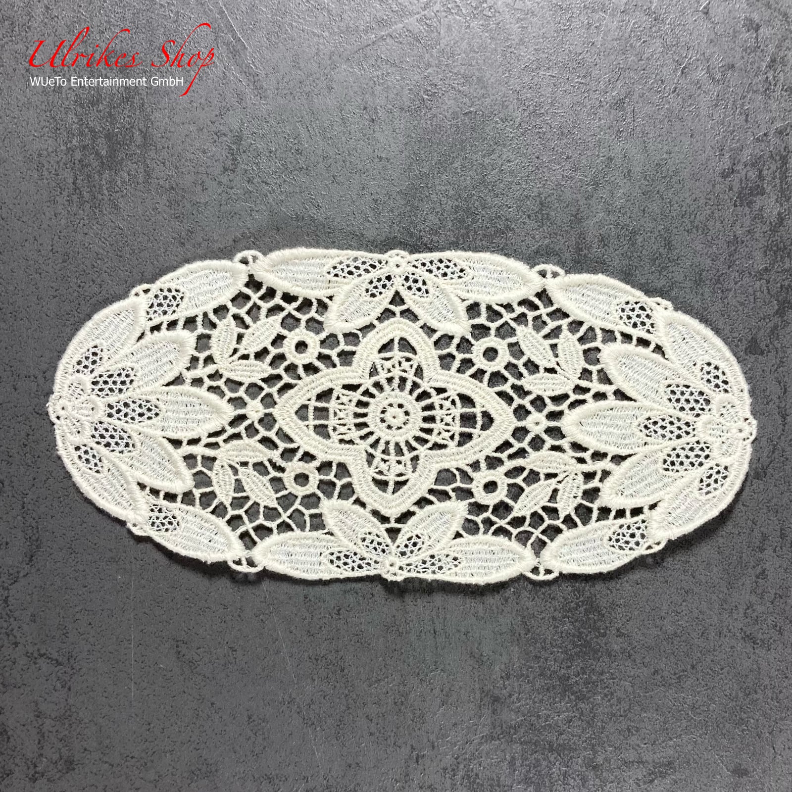 Echte Plauener Spitze - Deckchen 19x9cm Echte Plauener Spitze - Deckchen 19x9cm