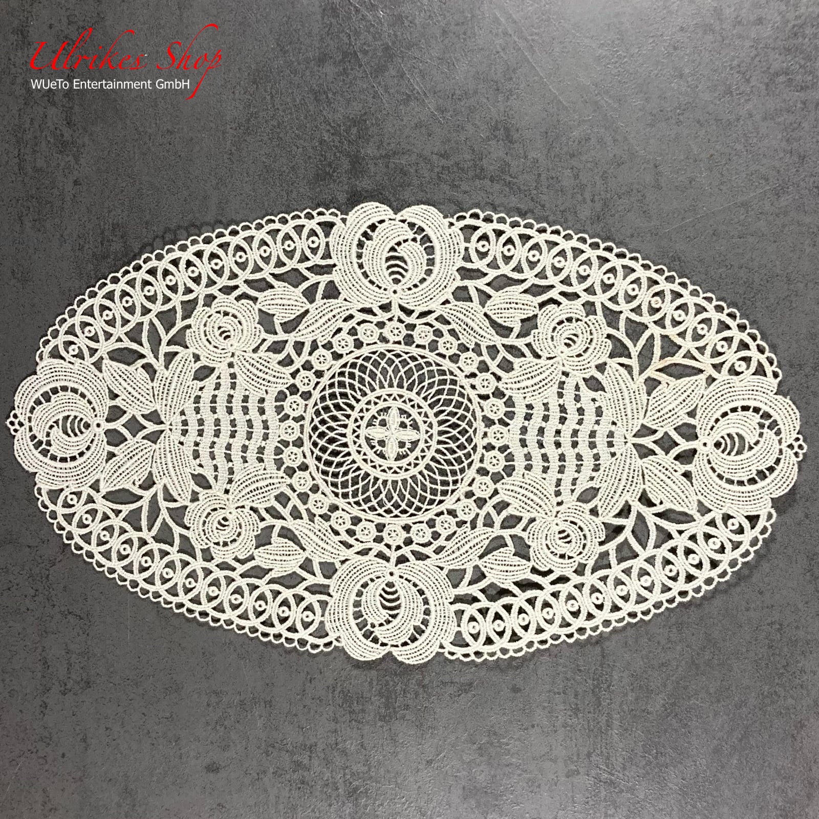 Echte Plauener Spitze - Deckchen 34x19cm Echte Plauener Spitze - Deckchen 34x19cm