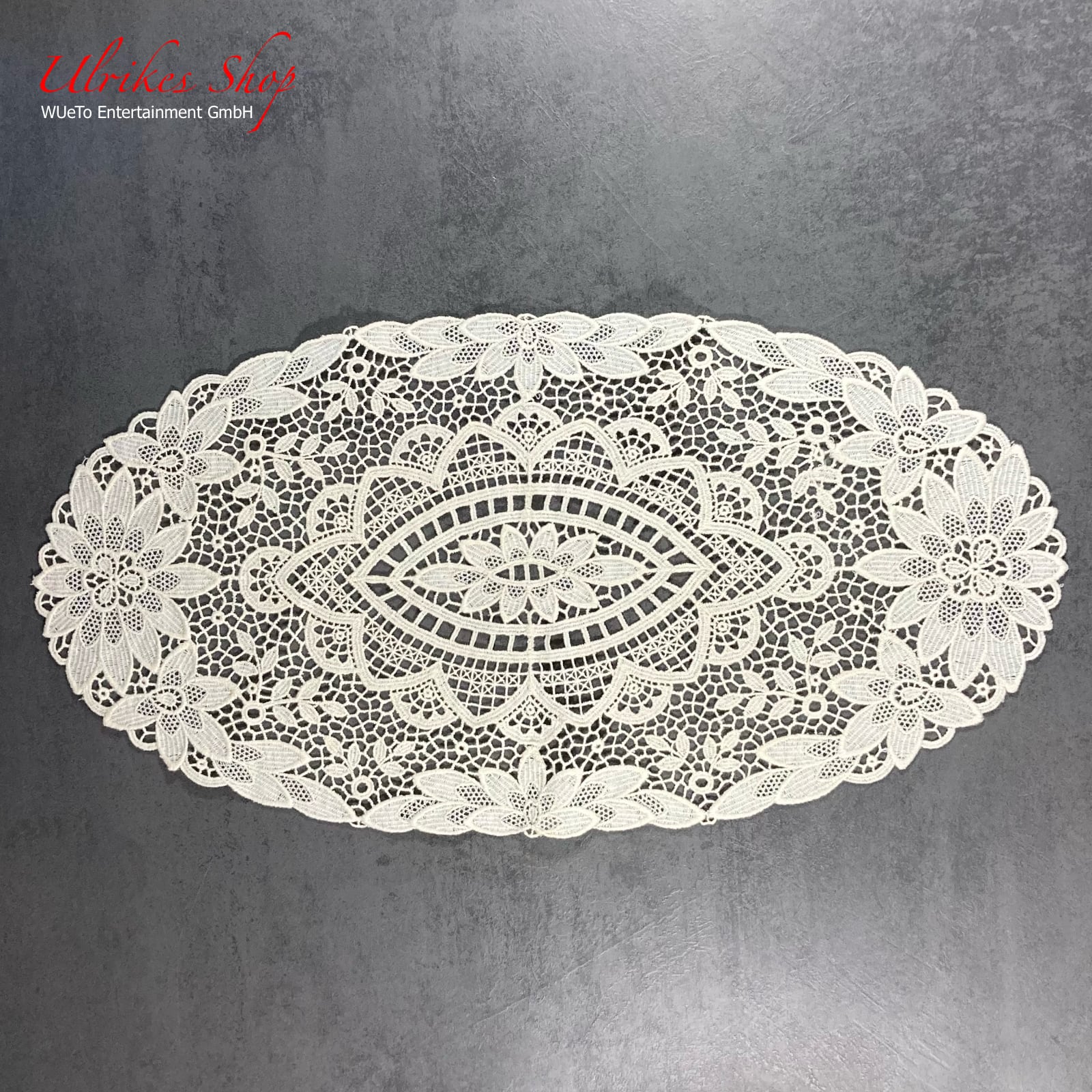 Echte Plauener Spitze - Deckchen 49x24cm Echte Plauener Spitze - Deckchen 49x24cm