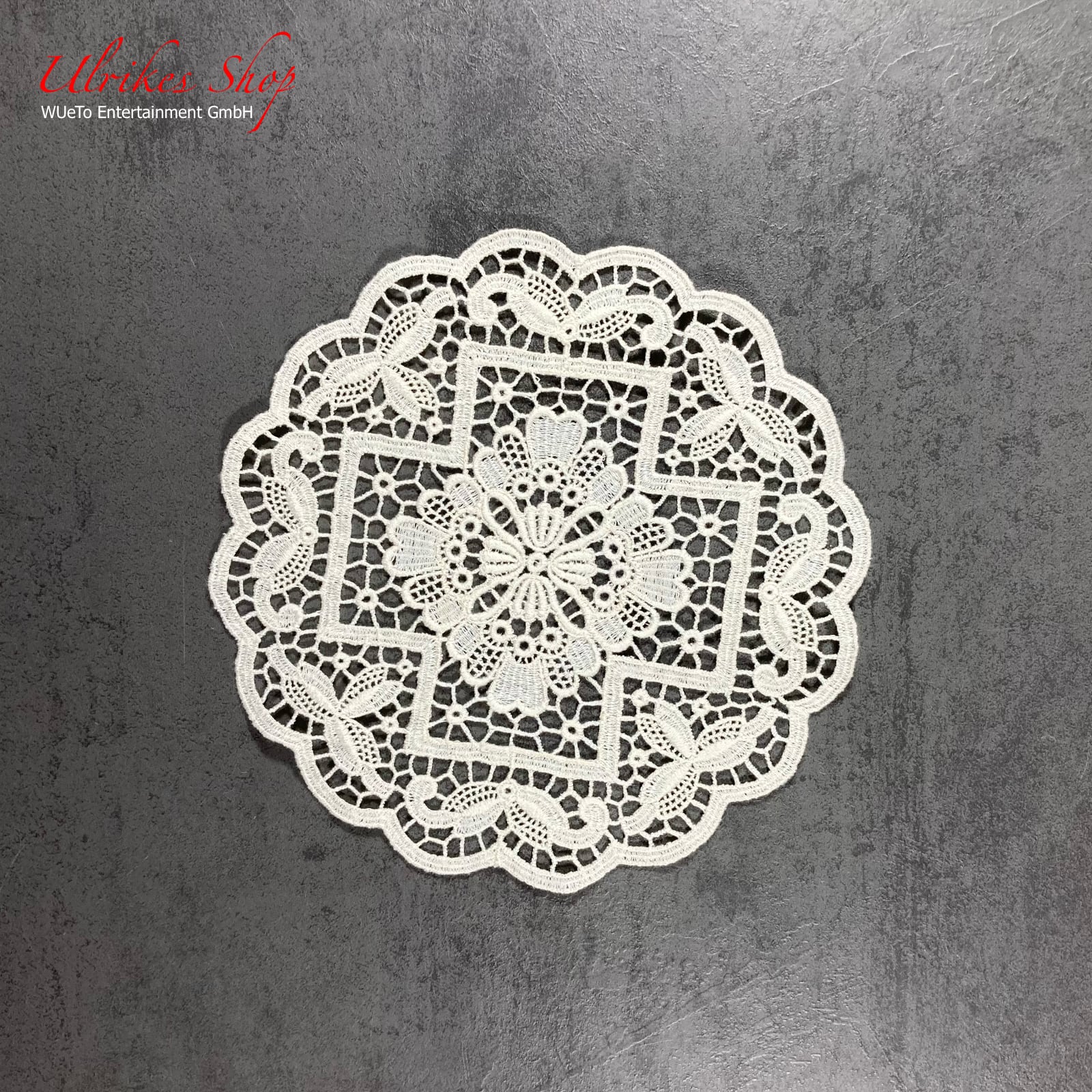 Echte Plauener Spitze - Deckchen ø 18cm Echte Plauener Spitze - Deckchen ø 18cm