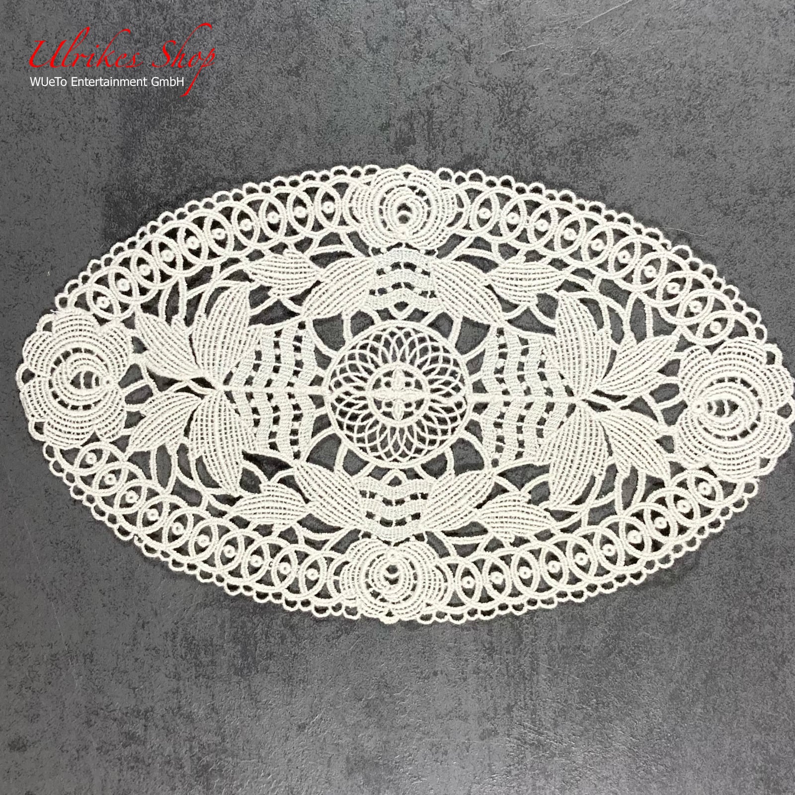 Echte Plauener Spitze - Deckchen 25x15cm Echte Plauener Spitze - Deckchen 25x15cm